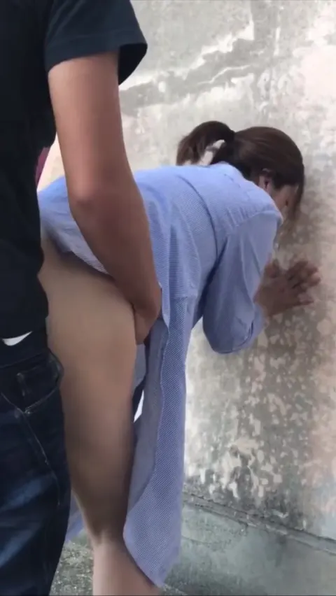 Đi Vũng Tàu cho người lạ hữu duyên public e ghệ dâm đãng của mình #2