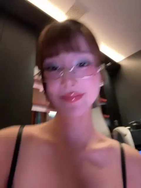 Phòng livetream show hàng móc lồn của dâm nữ tq vú tròn bím múp cực xinh #2