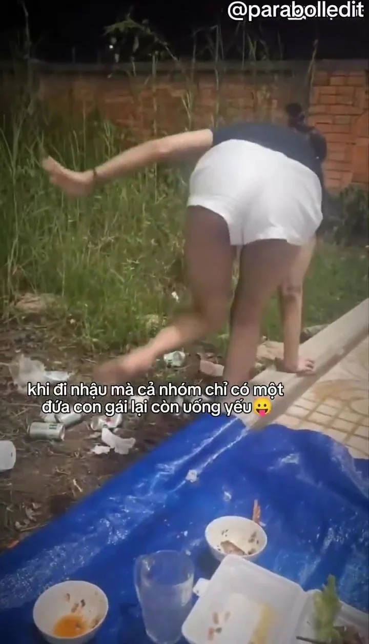 con bạn thân múp