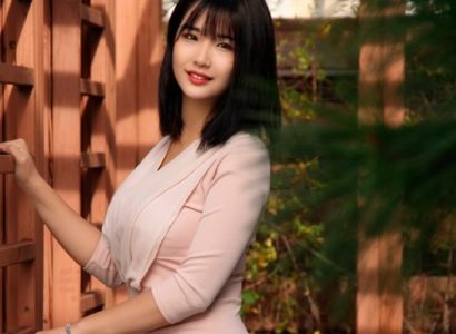 Gạ tình người đẹp Hàn Quốc vào khách sạn trong chuyến du lịch